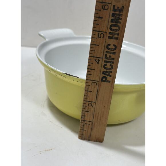 Descoware Casserole Dish Pan Enameled Cast Iron 17B 18 FE Yellow No Lid Belgium - Picture 10 of 10